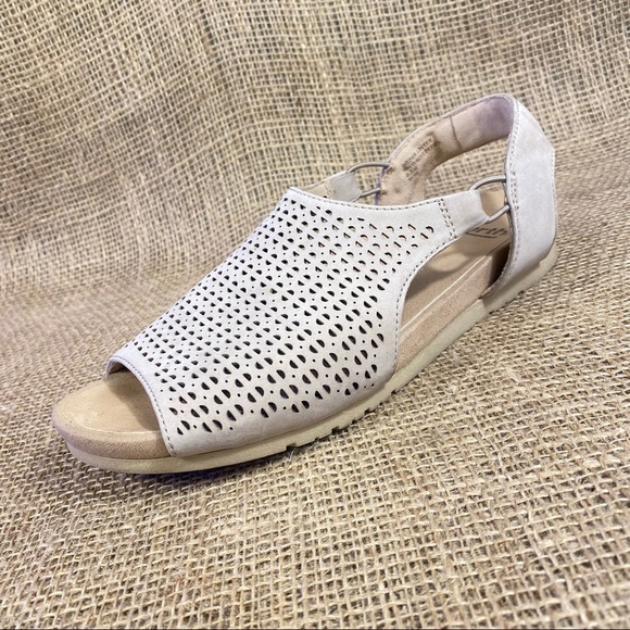 Earth Sandal  Leather  Slip On Slingback  Bungie Straps Beige Size 6.5 M - Picture 3 of 12